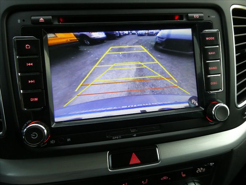 Volkswagen Sharan 2,0 TDi 103kW Cup,2xkola,panor - fotka 37 z 67