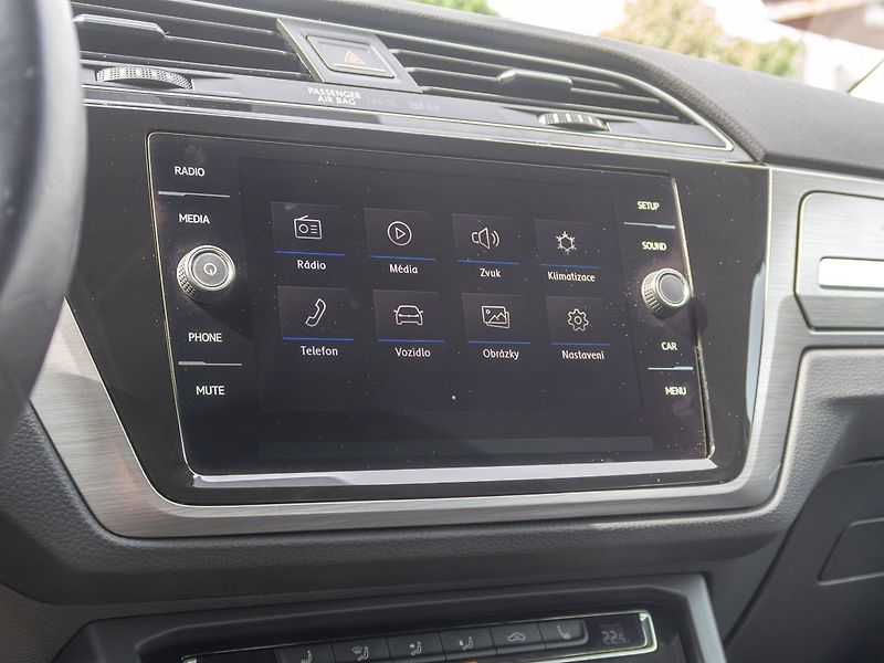 Volkswagen Touran (2019) 2.0TDI 110KW – Cebia 5*! - fotka 24 z 53