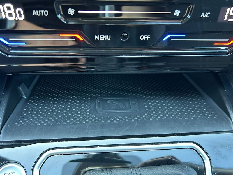 Volkswagen Passat (2022) 2.0 TDI 147kW Head Up Matrix - fotka 21 z 30