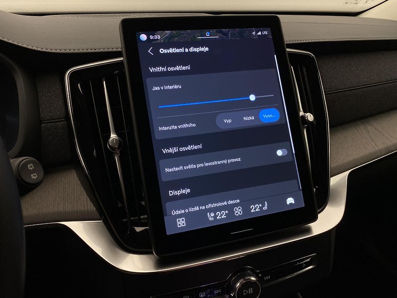 Volvo XC90 T8 AWD RECHARGE DARK REZERVACE - fotka 56 z 67