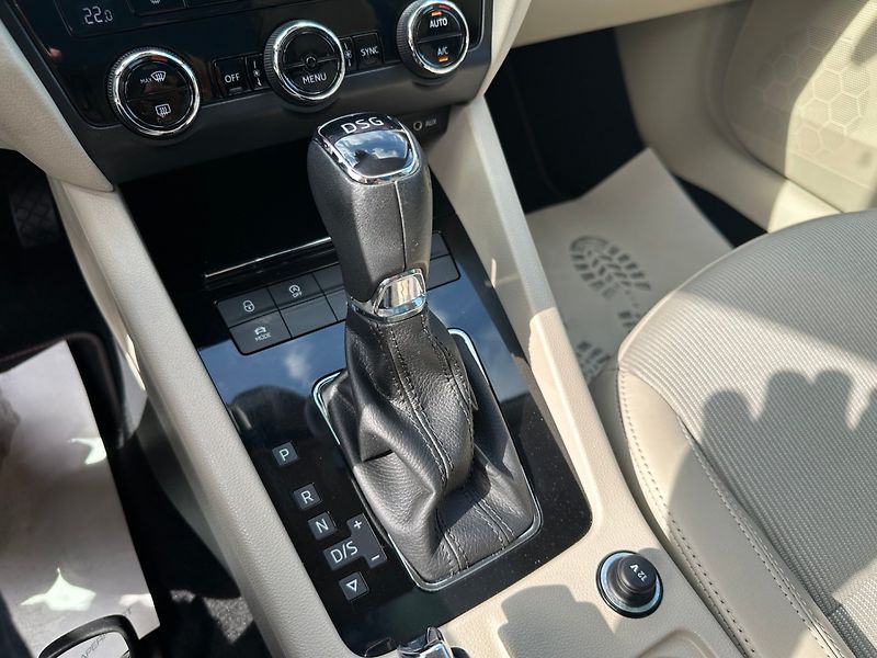 Škoda Octavia (2017) 1,4TSI 110kw Style - fotka 28 z 31