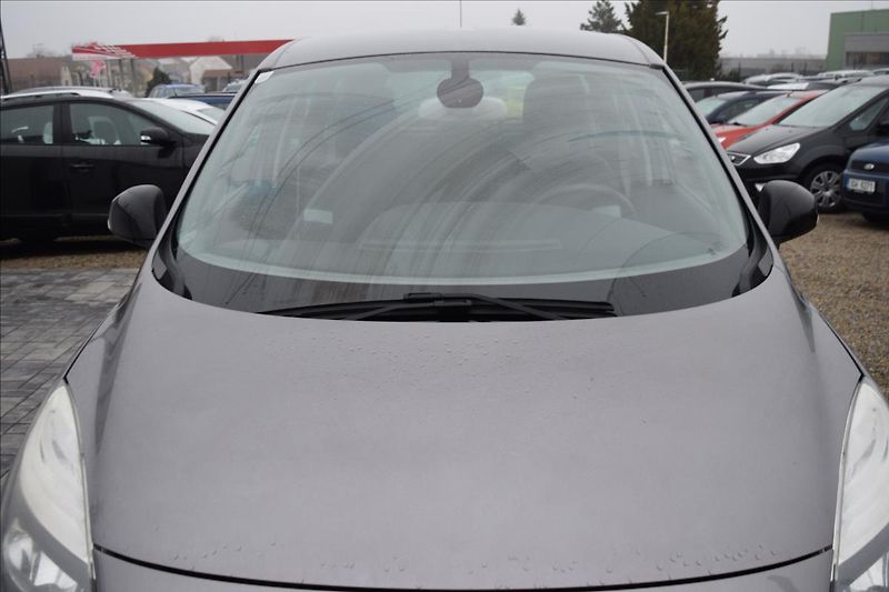 Renault Scénic 1,9 DCI 96KW TAŽNÉ NAVI KAMERA - fotka 3 z 57