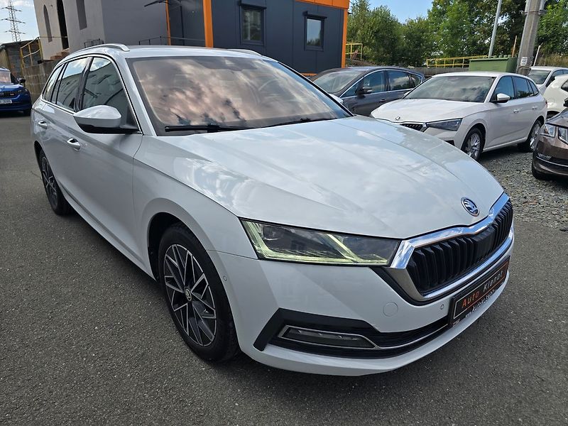 Škoda Octavia 2.0TDi 110kW DSG STYLE + NAVI - fotka 2 z 44