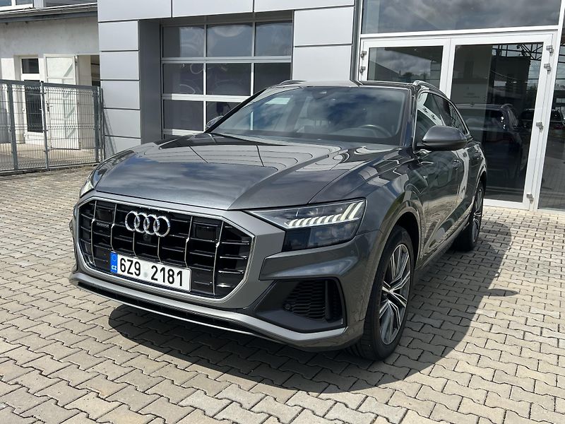 Audi Q8 (2020) 3.0TDI, quattro, S line - fotka 1 z 37
