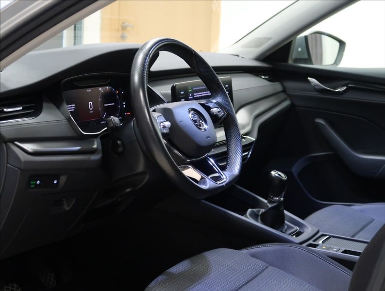 Škoda Octavia 2,0 TDI ČR 1 MAJITEL DPH - fotka 9 z 40