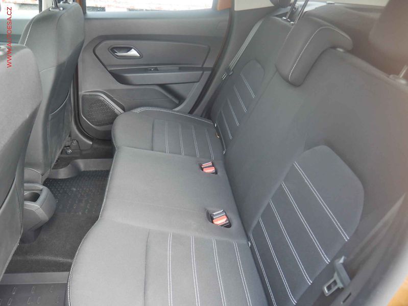 Dacia Duster (2018) 1.6i, ČR, AC, TZ, temp - fotka 10 z 15