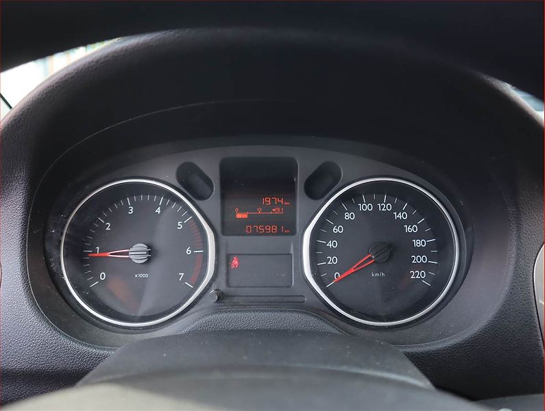 Citroën C-Elysée (2016) 1.2 PureTech, Serv.kniha - fotka 11 z 16