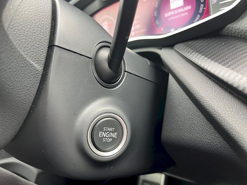 Škoda Octavia (2025) COMBI SPORTLINE 1.5 TSI 110 kW - fotka 30 z 41