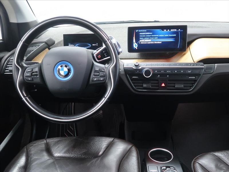 BMW i3 0,7 REX 60AH 125KW - fotka 29 z 32