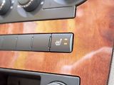 Jeep Commander (2007) ČR 3.0CRD 160KW – 7sedadel - náhled 31