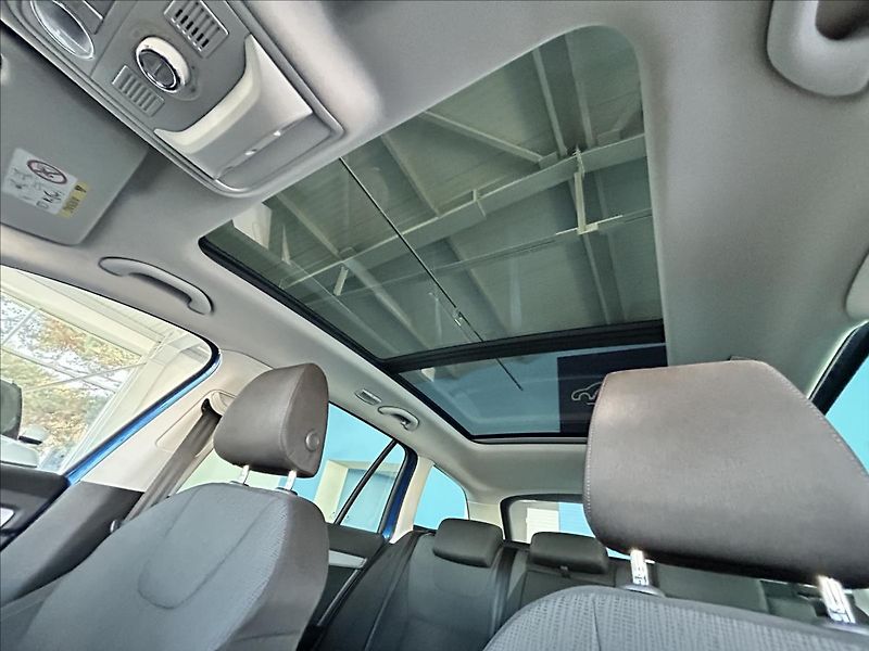 Škoda Octavia 1,8   TSI 132kW,STYLE,2.MAJITE - fotka 21 z 24