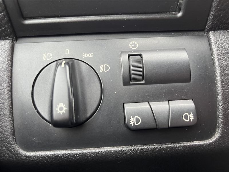 BMW X5 2,9 d 135KW AUT 4x4 KLIM TAŽNÉ - fotka 25 z 35