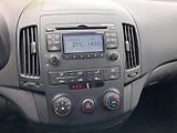 Hyundai i30 (2009) 1,4i  LPG  KLIMA  2x KOLA  - náhled 24