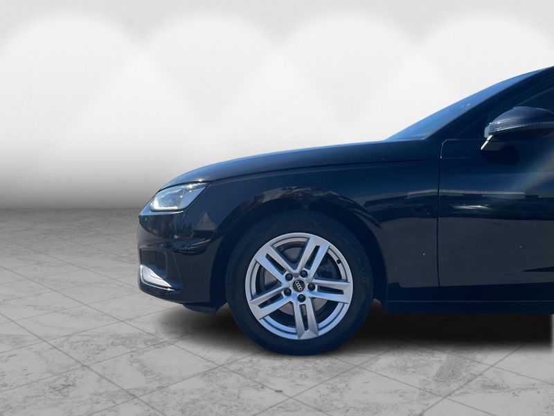 Audi A4 Avant 35 TDi - fotka 10 z 27