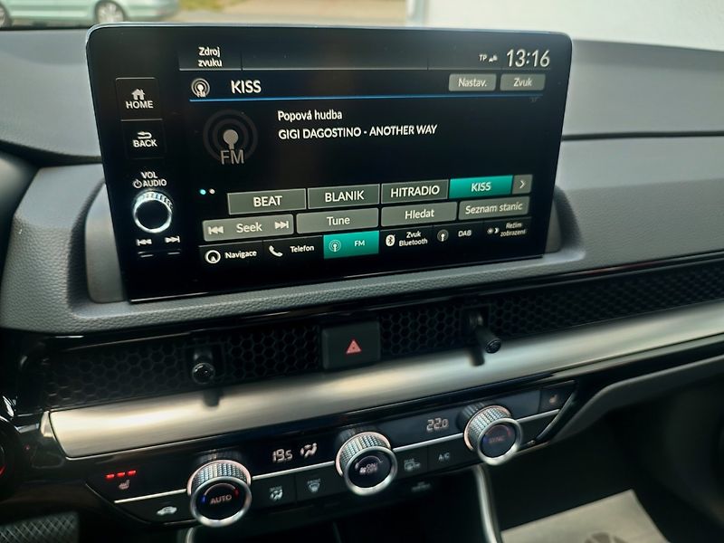 Honda CR-V (2026) 2.0 e:HEV ELEGANCE MR2026 AWD - fotka 8 z 18
