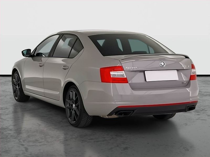 Škoda Octavia (2014) RS 2.0 TSI, Bi-Xenony - fotka 4 z 22