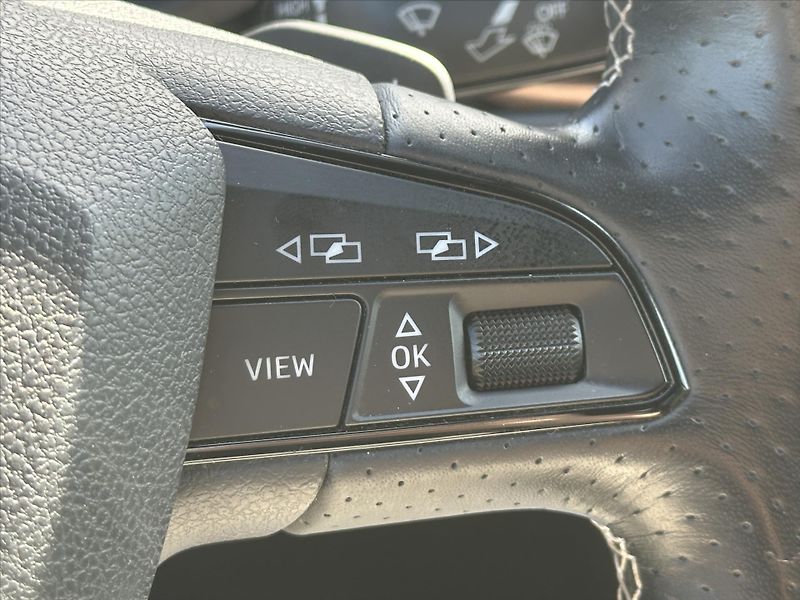 Seat Leon 2,0 TSI Cupra 221kW 4Drive DSG - fotka 20 z 32