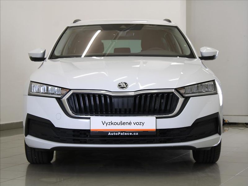 Škoda Octavia 2,0 TDi MT Ambition 22tkm.ČR - fotka 2 z 24