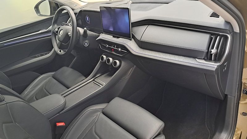 Škoda Kodiaq (2024) Exclusive Selection 2,0 TDI 14 - fotka 15 z 23