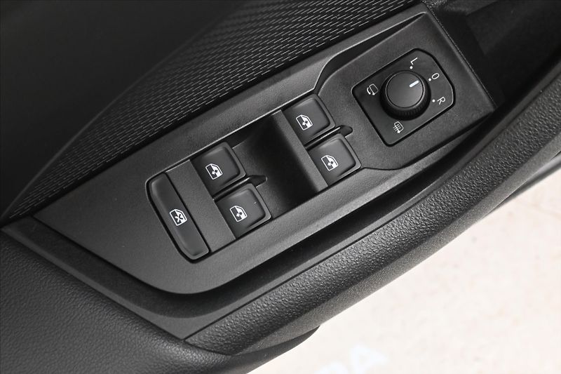 Škoda Octavia 2,0 TDI 110 kW DSG Style Záruk - fotka 25 z 30