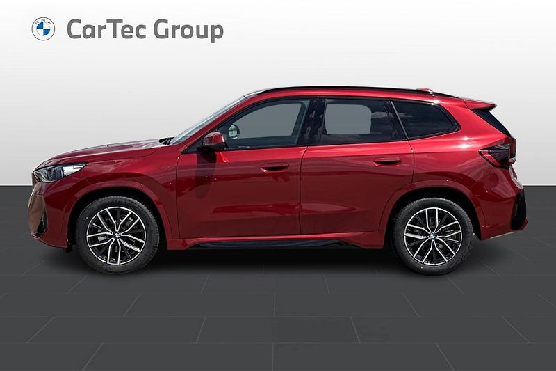 BMW X1 xDrive20d - fotka 4 z 8