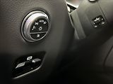 Mercedes-Benz GLC 300e 4MATIC kupé s hybridní te - náhled 11