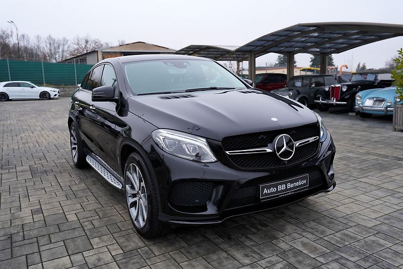 Mercedes-Benz GLE GLE43 AMG 4Matic/9AT/370PS/DPH - fotka 8 z 45