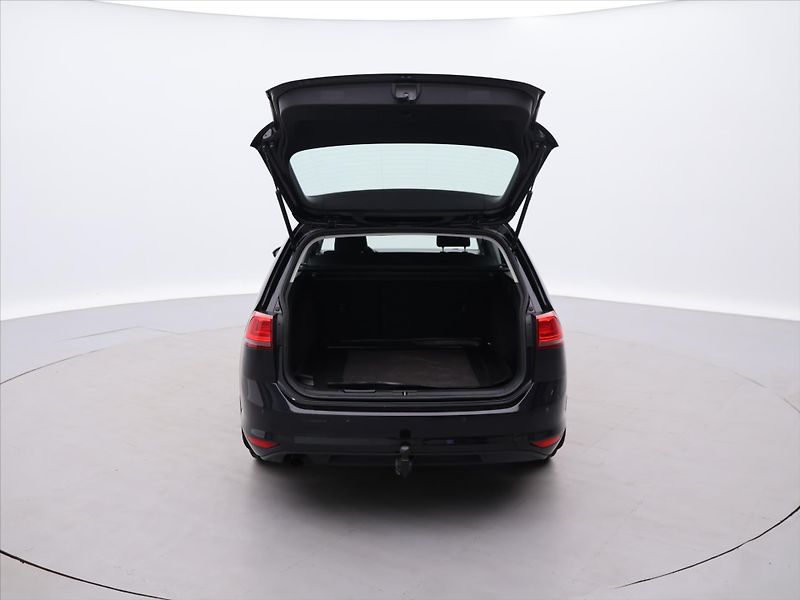 Volkswagen Golf Variant 1,6 TDI 77kW Aut.klima Navi - fotka 9 z 25