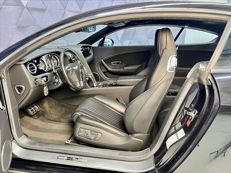 Bentley Continental GT V12 434 KW BREITLING - fotka 11 z 27