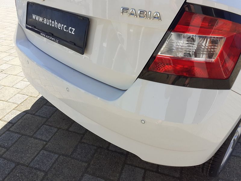Škoda Fabia (2018) 1.0 TSI ČR - fotka 17 z 26