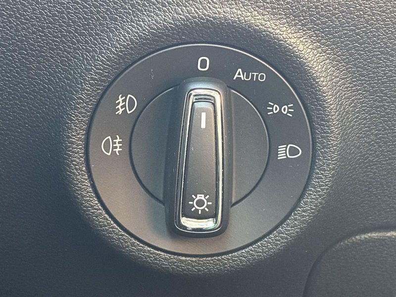 Škoda Karoq (2023) 1.5 TSI DSG Style + - fotka 16 z 33