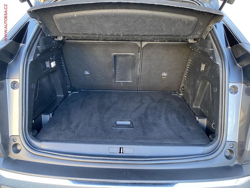Peugeot 3008 (2018) 1.5 HDi, GT Line, AT, LED - fotka 7 z 18