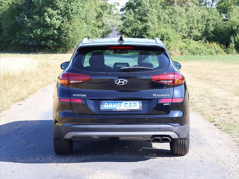 Hyundai Tucson 1,6 CRDI 100 kW 4x4 LED CZ - fotka 6 z 35