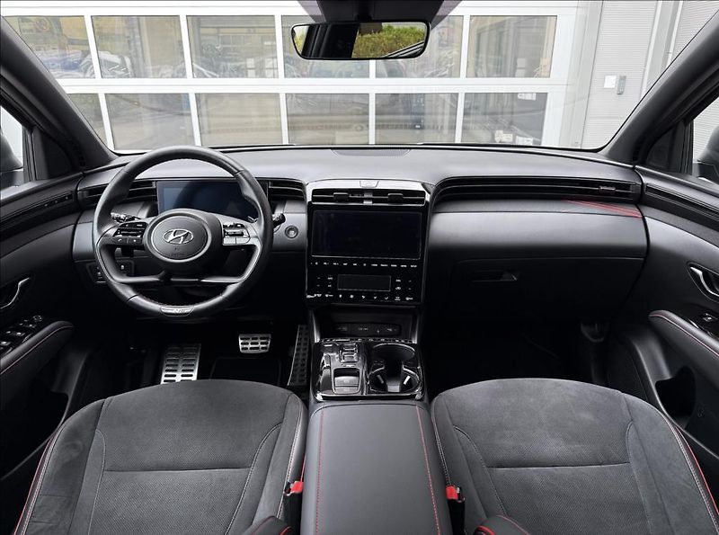 Hyundai Tucson 1,6 T HEV AT  N Line Premium - fotka 16 z 29