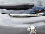 Peugeot 208 (2012) 1,6 eHDI 68Kw - náhled 30
