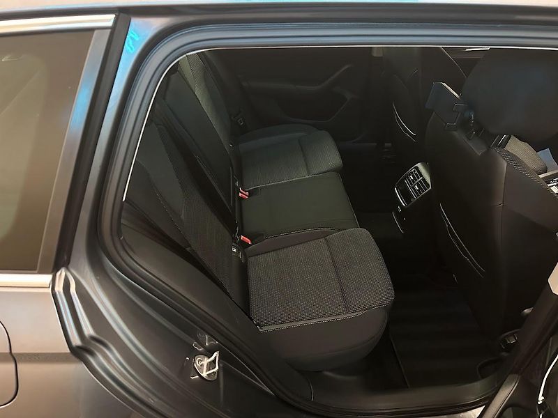 Škoda Octavia (2023) SW 1.0 TSI Clever DSG 81 kW - fotka 12 z 22