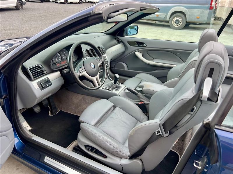 BMW Řada 3 318Ci / CABRIO - fotka 14 z 39