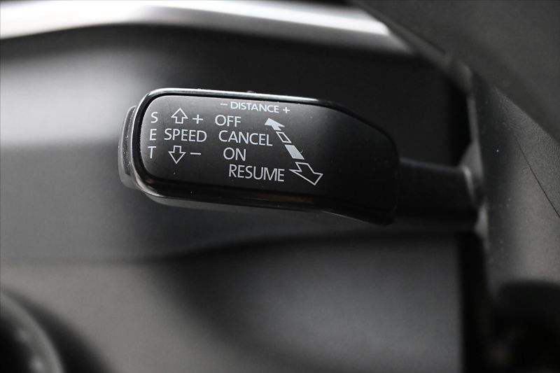 Škoda Karoq 2,0 TDI 85kW DSG VIRTUAL EL.KU - fotka 23 z 31