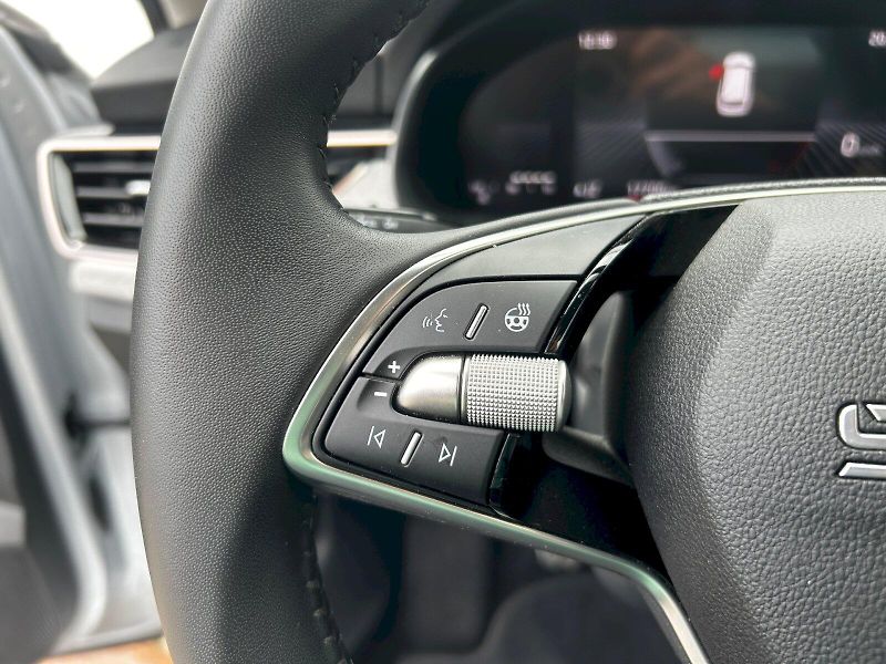 Škoda Kamiq (2025) 1.0 TSI 85kW MP6 Top Selection - fotka 8 z 33