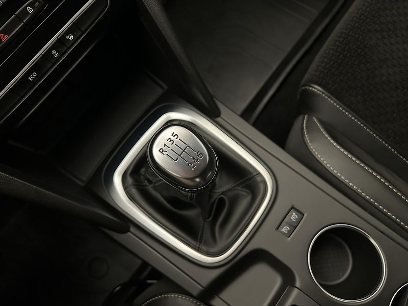 Renault Mégane 1.3 TCe - fotka 15 z 24