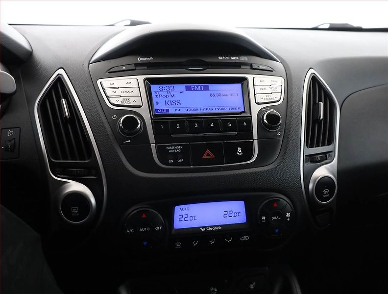 Hyundai ix35 (2013) 1.7 CRDi, nová STK, Tažné - fotka 10 z 17
