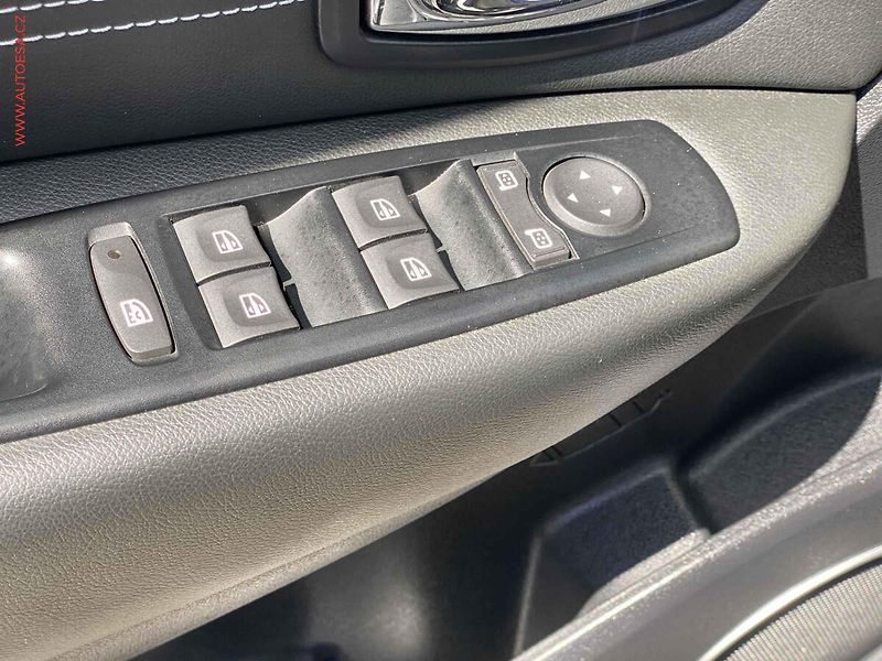 Renault Mégane (2013) 1.6i, 1.maj,ČR, servis.kniha - fotka 11 z 18