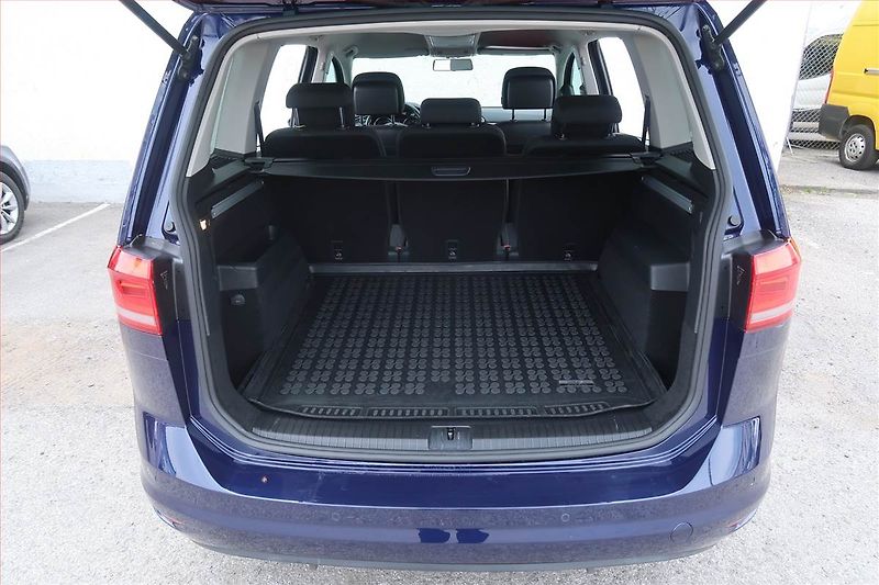 Volkswagen Touran (2015) 1.2 TSI, Serv.kniha, Tempomat - fotka 14 z 21