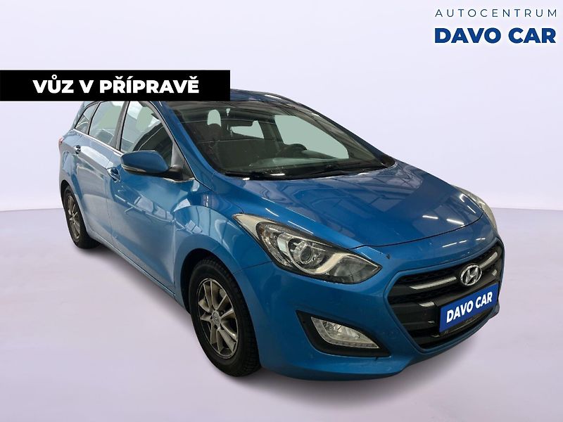 Hyundai i30 1,6 CRDi 81kW CZ Trikolor - fotka 2 z 12