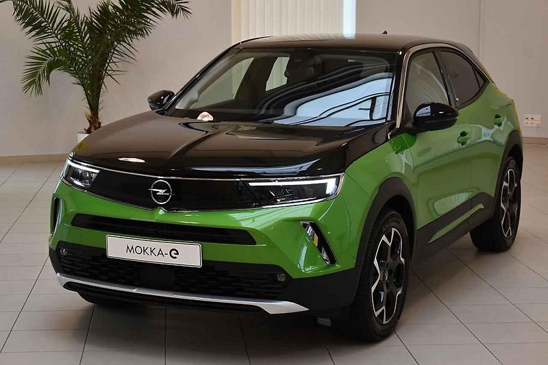 První předvýrobní kusy nového Opelu Mokka jsme mohli prozkoumat v Praze