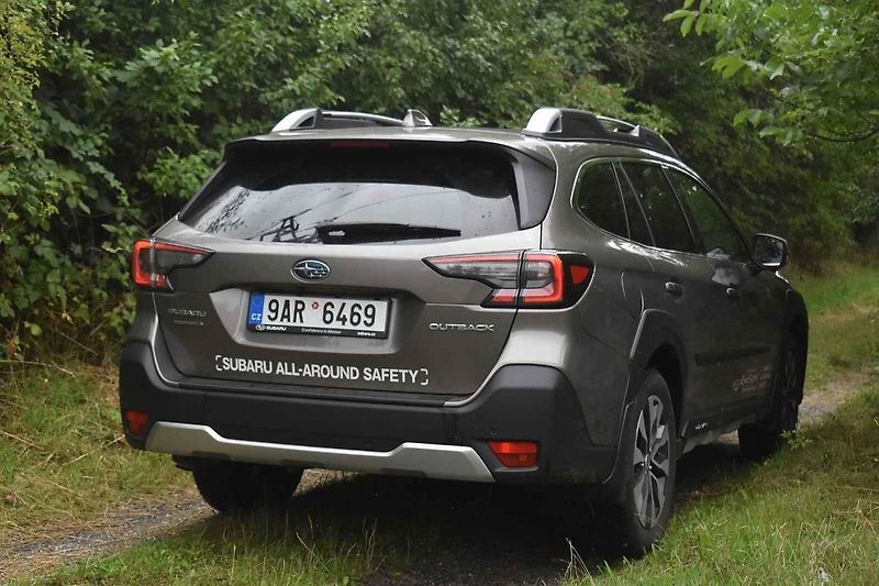 Subaru Outback a odlehlé končiny k sobě dobře pasují