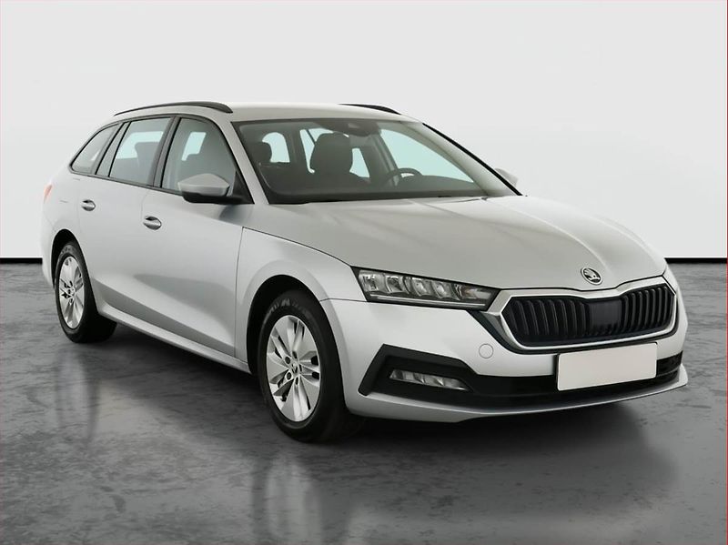 Škoda Octavia (2022) Ambition 2.0 TDI, ČR,1.maj - fotografie inzerátu