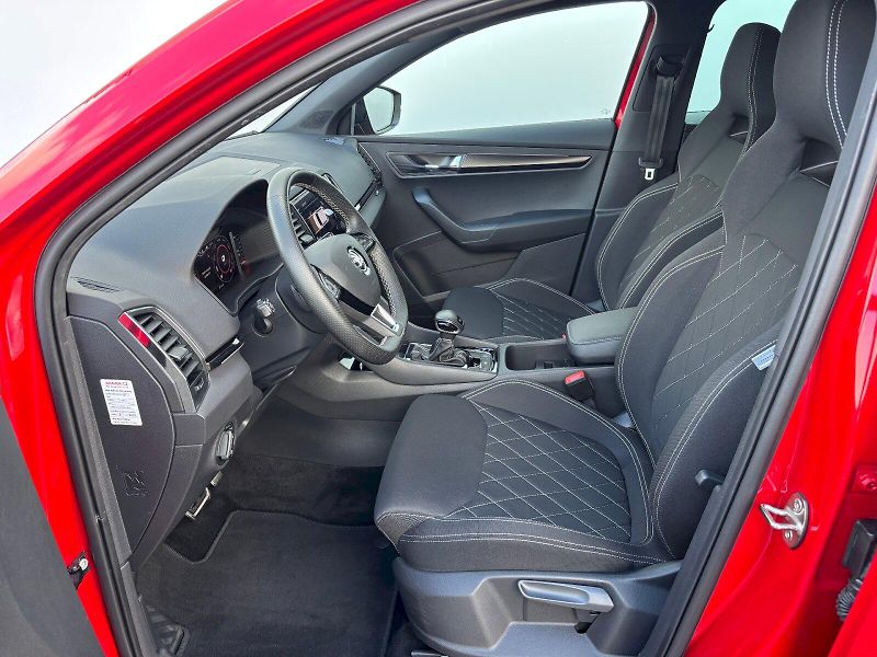Škoda Karoq (2020) 1.5 TSI 110kW Sportline DSG - fotka 5 z 35