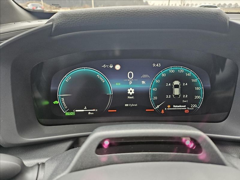 Toyota C-HR 1,8HEV Comfort - fotka 7 z 9