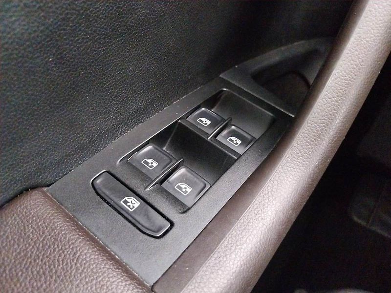 Škoda Octavia (2019) Ambition 1.6 TDI, Serv.kniha - fotka 17 z 19